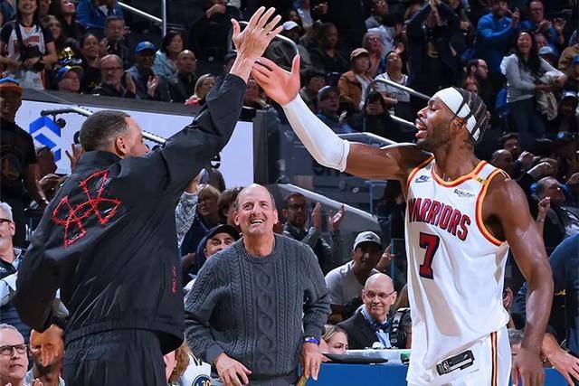 意甲-莱奥破门特奥建功 AC米兰2-1客胜科莫