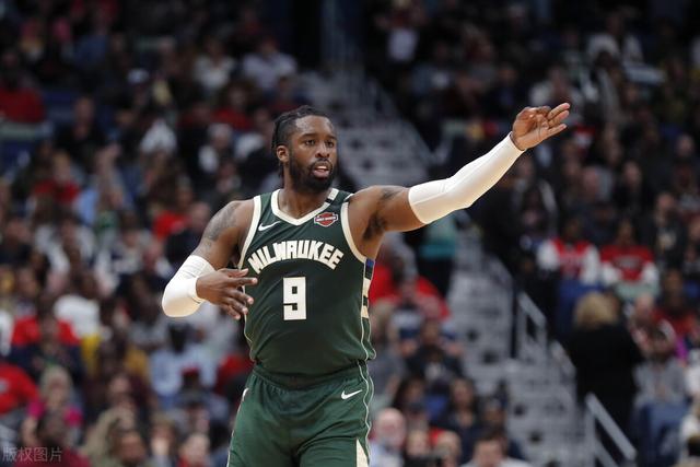 郭艾伦复出13+8辽宁7连胜 浙江大胜北京37分